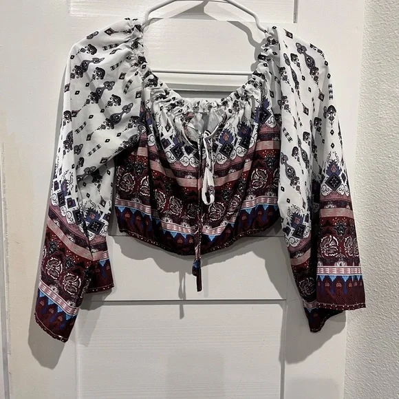 Cropped Summer Shorts Set - Picture 3 of 4